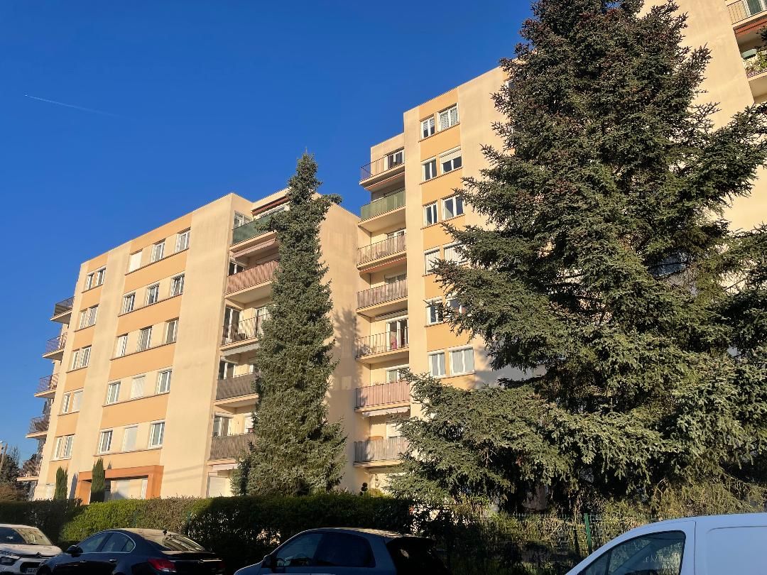 Appartement à Dijon — T2 Lycée Montchapet, photo 1